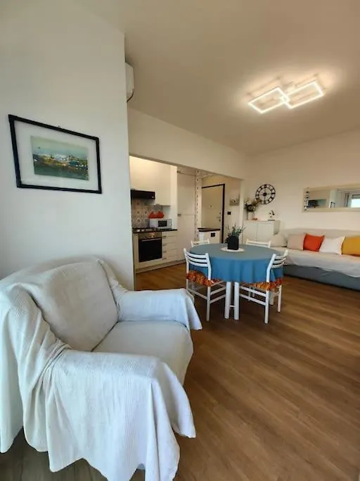 Rivamarsud - Casa Fronte Mare - Parking Privato, Aria Condizionata Apartment Bordighera