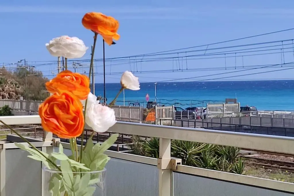 Rivamarsud - Casa Fronte Mare - Parking Privato, Aria Condizionata Apartment Bordighera Italy